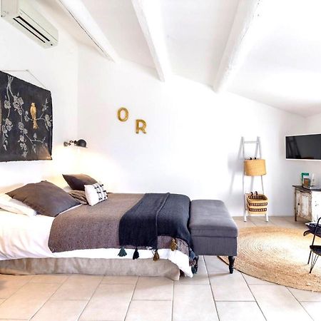 Suite Sur La Sorgue LʼIsle-sur-la-Sorgue Eksteriør billede