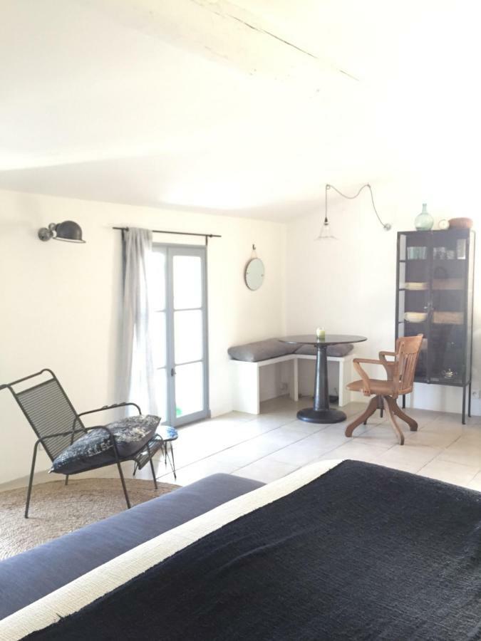 Suite Sur La Sorgue LʼIsle-sur-la-Sorgue Eksteriør billede